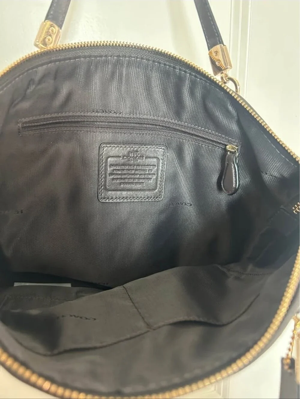 COACH Signature Small Kelsey Satchel
